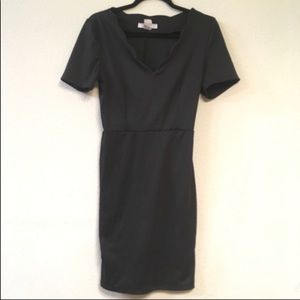 Minty brand from ModCloth LBD scalloped neckline M